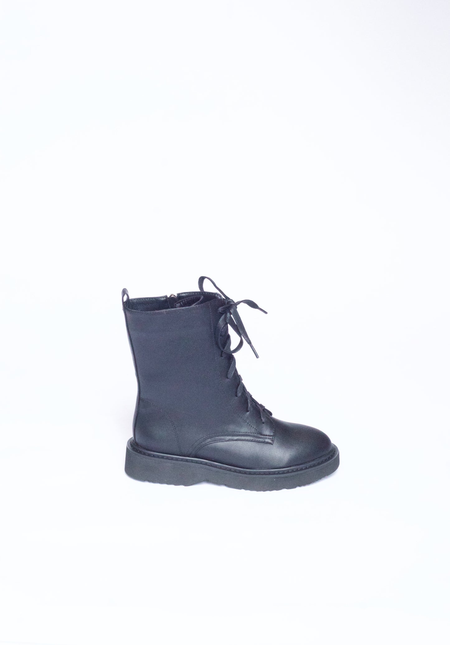 ARI Boots, Black